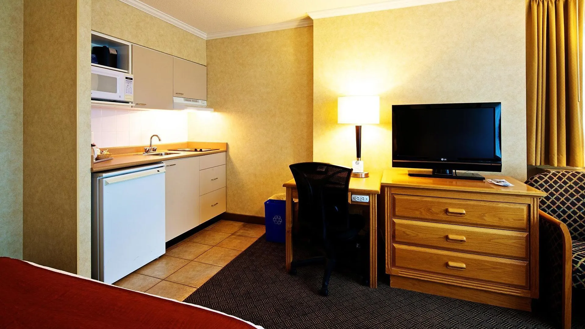 Grand Park Hotel & Suites Downtown Vancouver, Ascend Hotel Collection  Vancouver