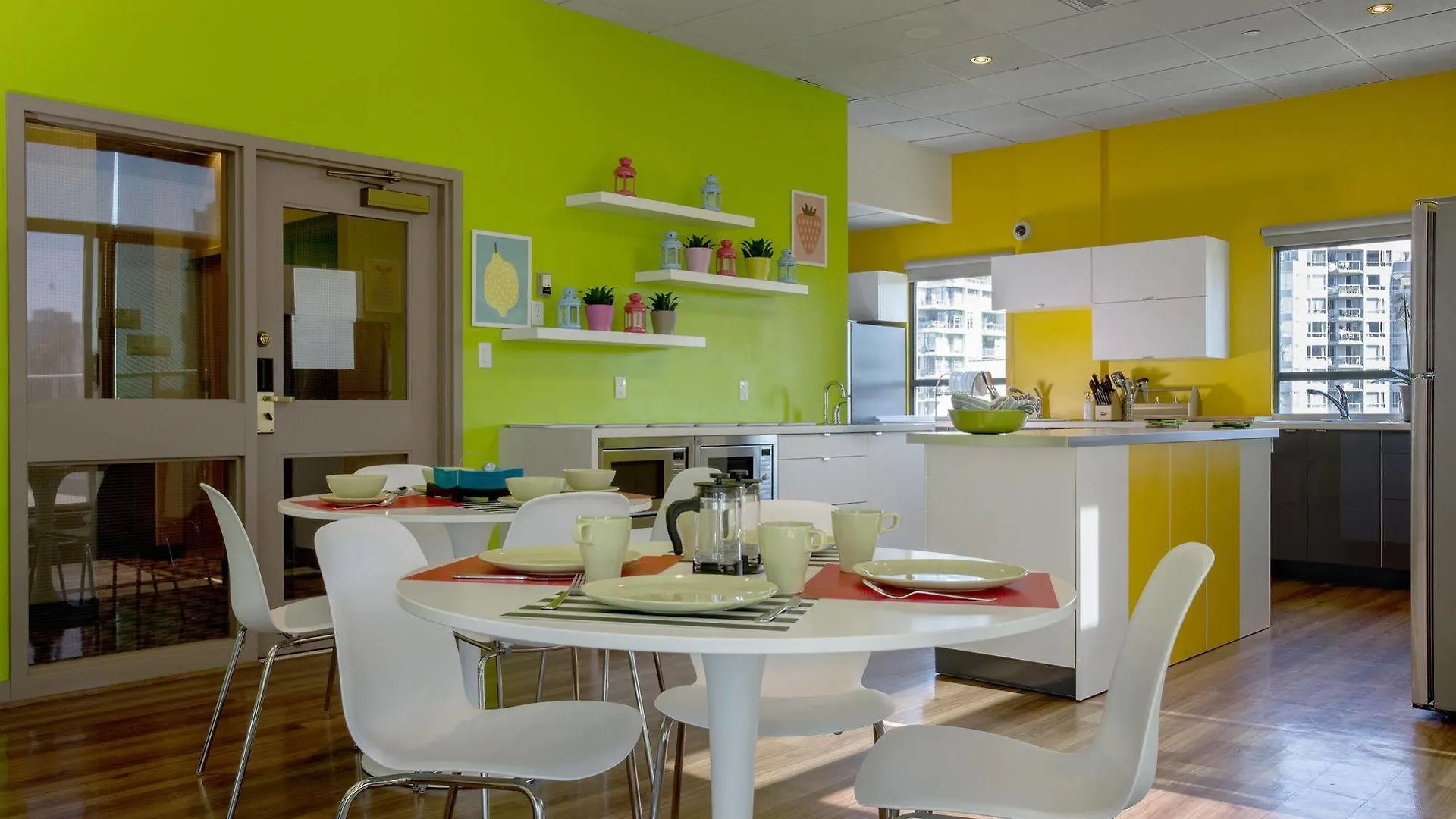 Grand Park Hotel & Suites Downtown Vancouver, Ascend Hotel Collection