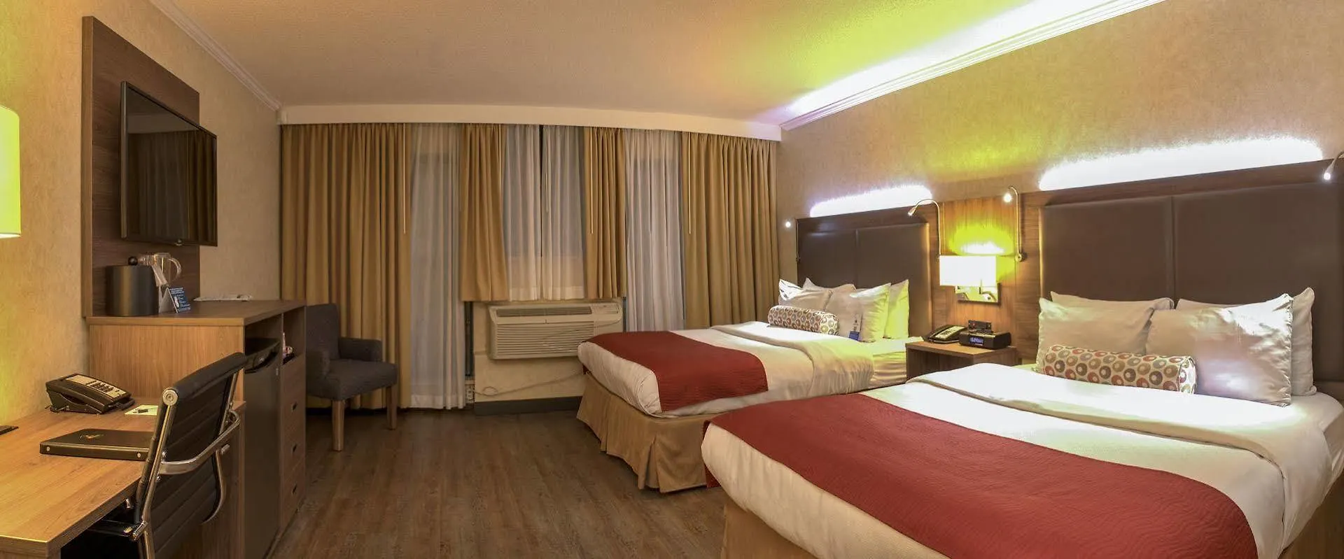 Grand Park Hotel & Suites Downtown Vancouver, Ascend Hotel Collection 3*, Vancouver