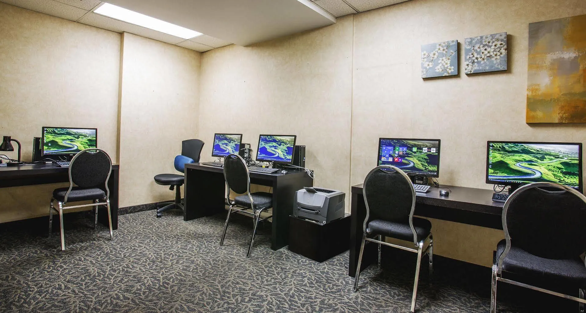 Grand Park Hotel & Suites Downtown Vancouver, Ascend Hotel Collection