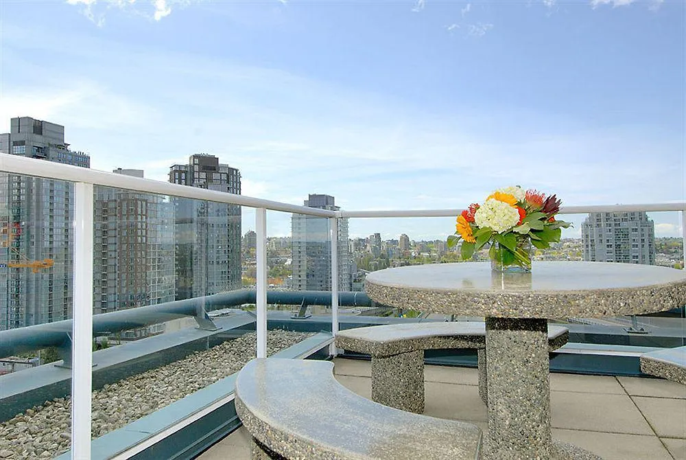 Grand Park Hotel & Suites Downtown Vancouver, Ascend Hotel Collection